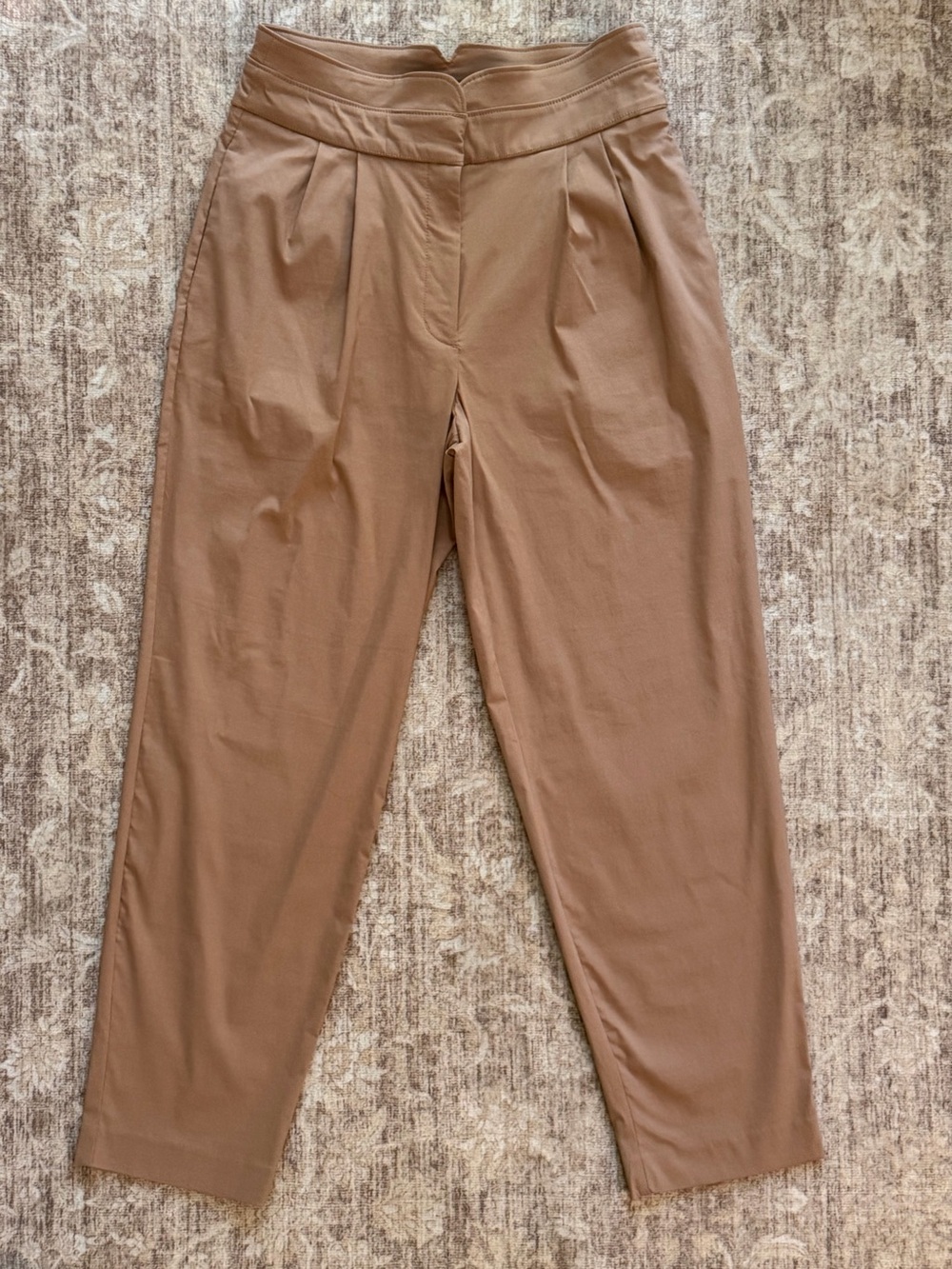 Express super high waisted ankle pants size 6 NWOT